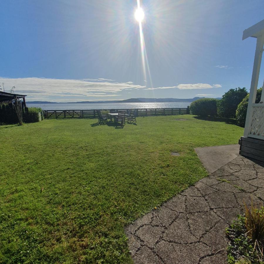 Daydream House, Sunrise, Sunset Views Across Lake Rotorua Exterior photo