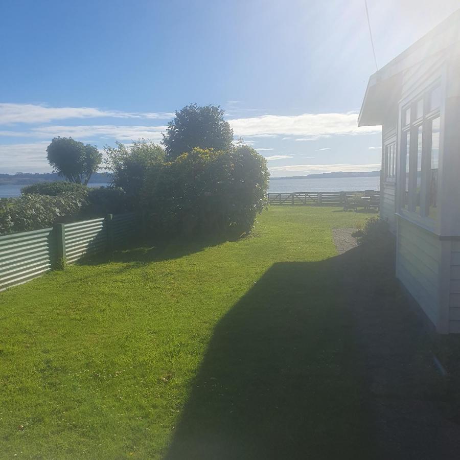 Daydream House, Sunrise, Sunset Views Across Lake Rotorua Exterior photo